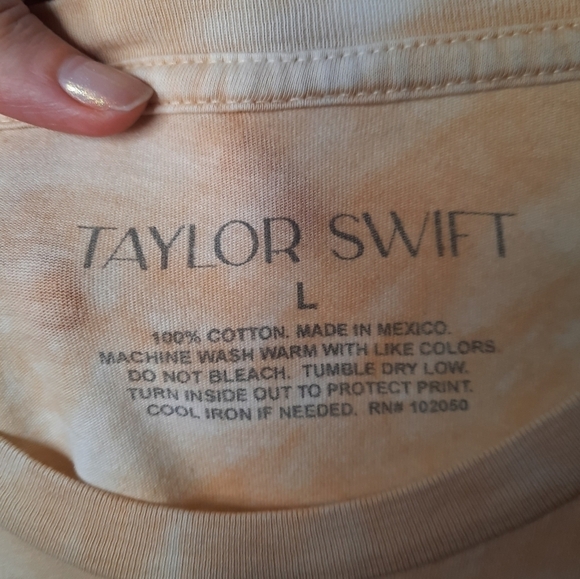 Taylor Swift Fearless (Taylor's Version) Tie Dye Long Sleeve Shirt L - Picture 4 of 4